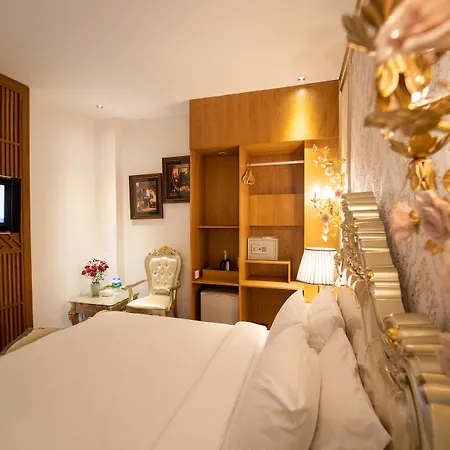 The White Hotel 8A Thai Van Lung-2